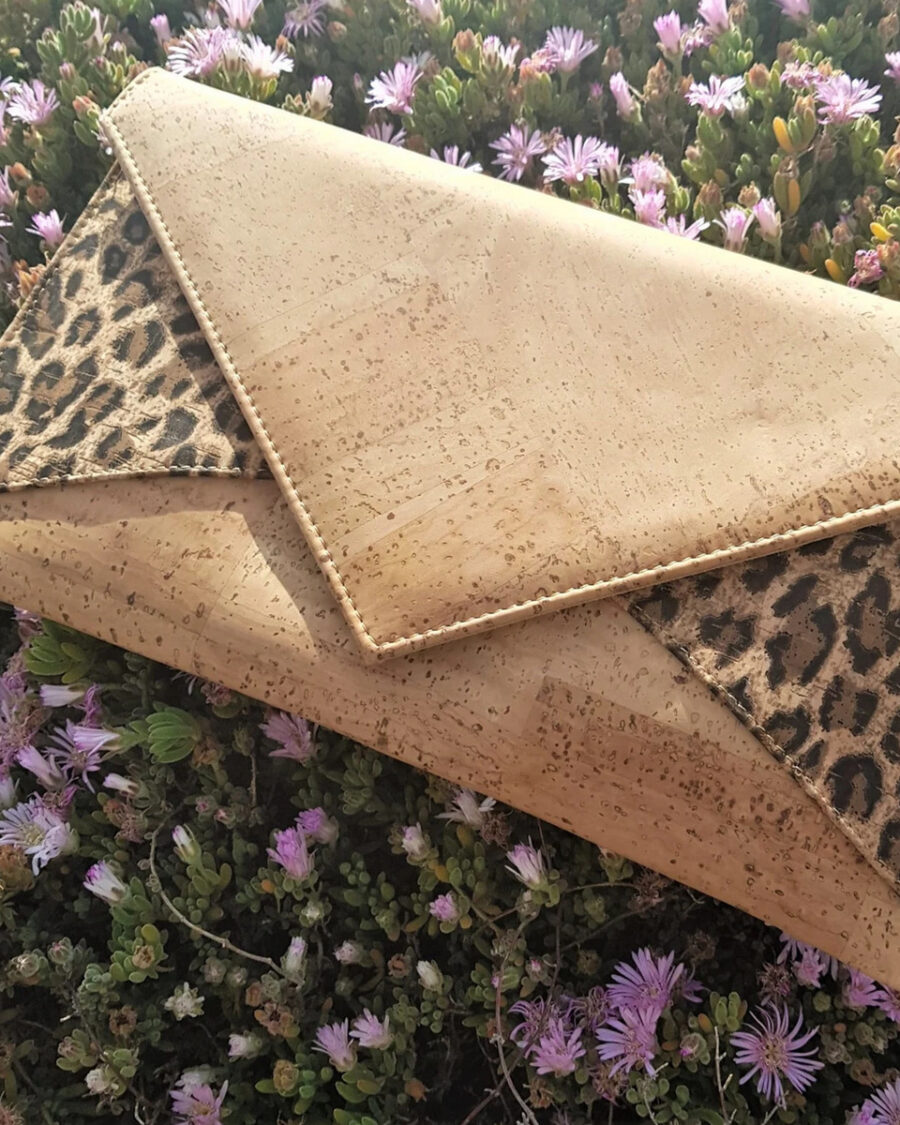 Sparkpick features GrowFromNature on Etsy Cork heart clutch in sustainable fashion