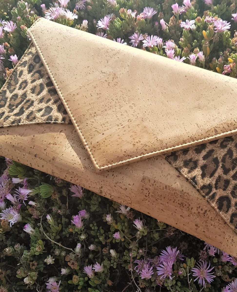 Sparkpick features GrowFromNature on Etsy Cork heart clutch in sustainable fashion