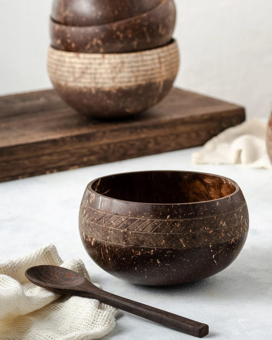 Sparkpick features JungleCulture on Etsy Coconut bowls set & spoons in sustainable fashion