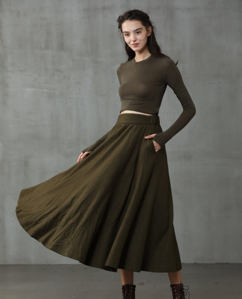 WALK WITH ME WOVEN MIDI SKIRT