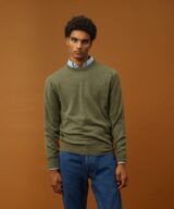 sparkpick features isto.cashmere sweater in sustainable fashion