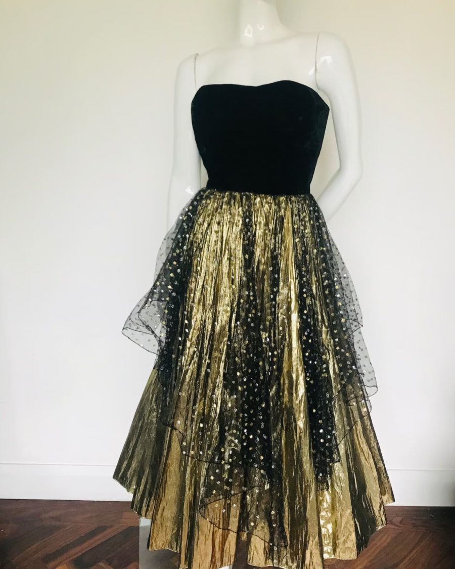 sparkpick features retroroomvintage etsy velvet top dress in sustainable fashion