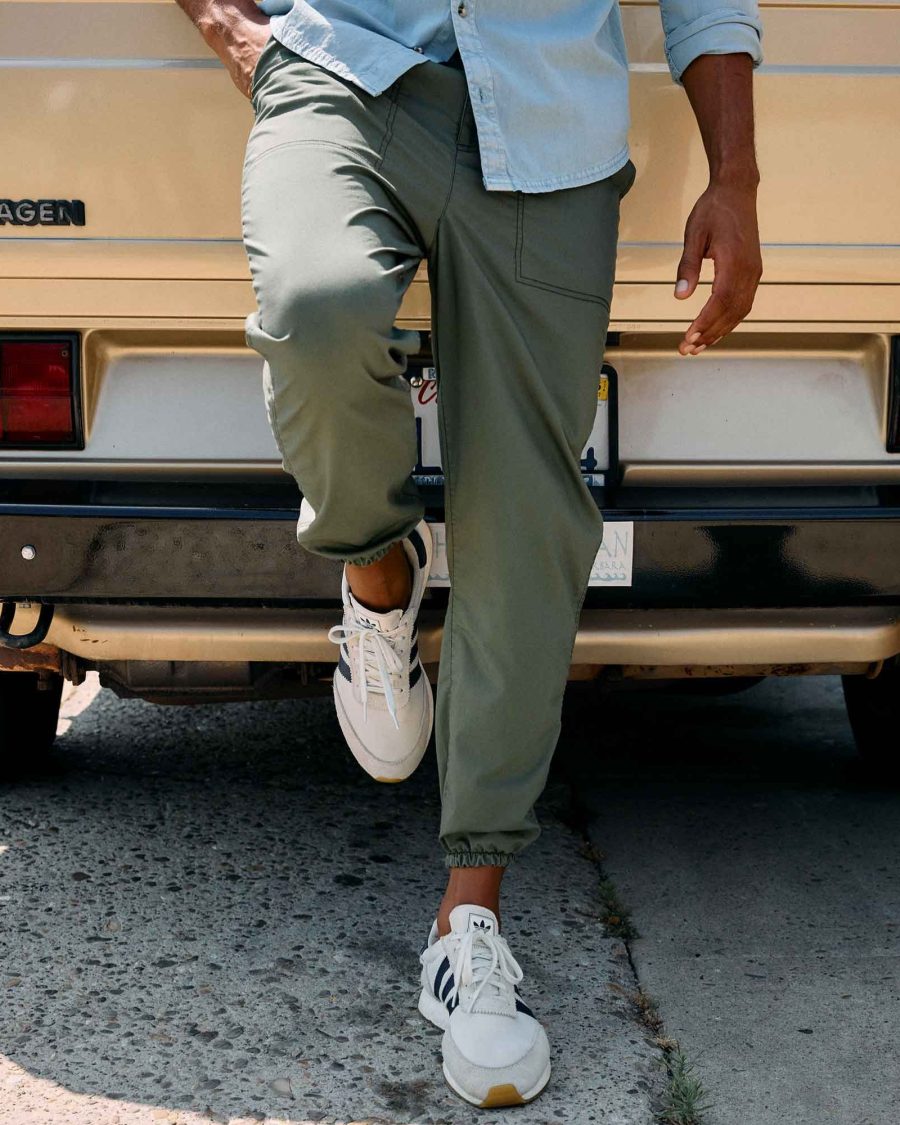 sparkpick features toadandco mens jogger in sustainable fashion 10038