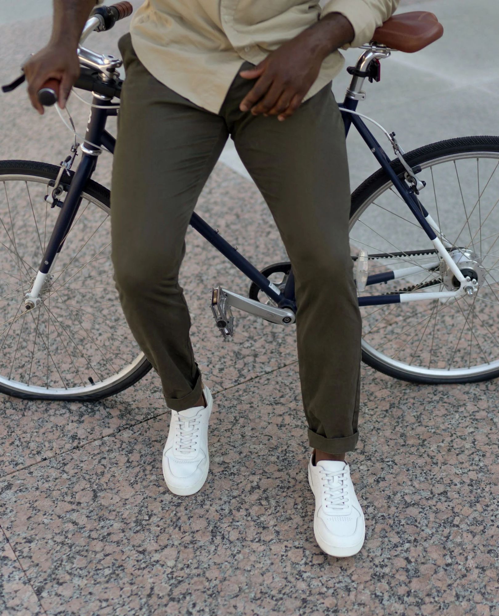 sparkpick features nisolo court sneaker shoes in sustainable fashion