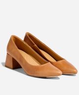 sparkpick features nisolo mid heel in sustainable fashion