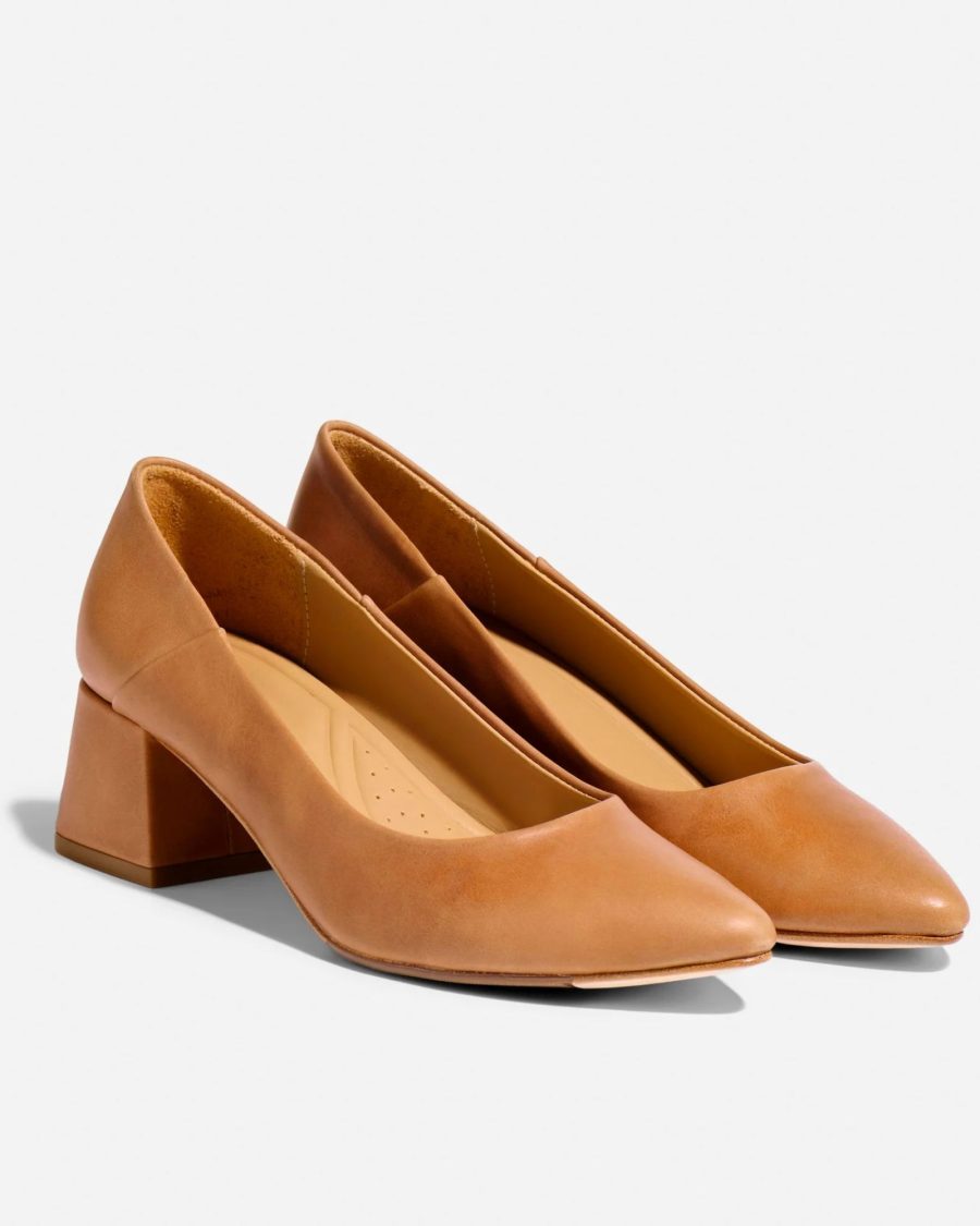 sparkpick features nisolo mid heel in sustainable fashion