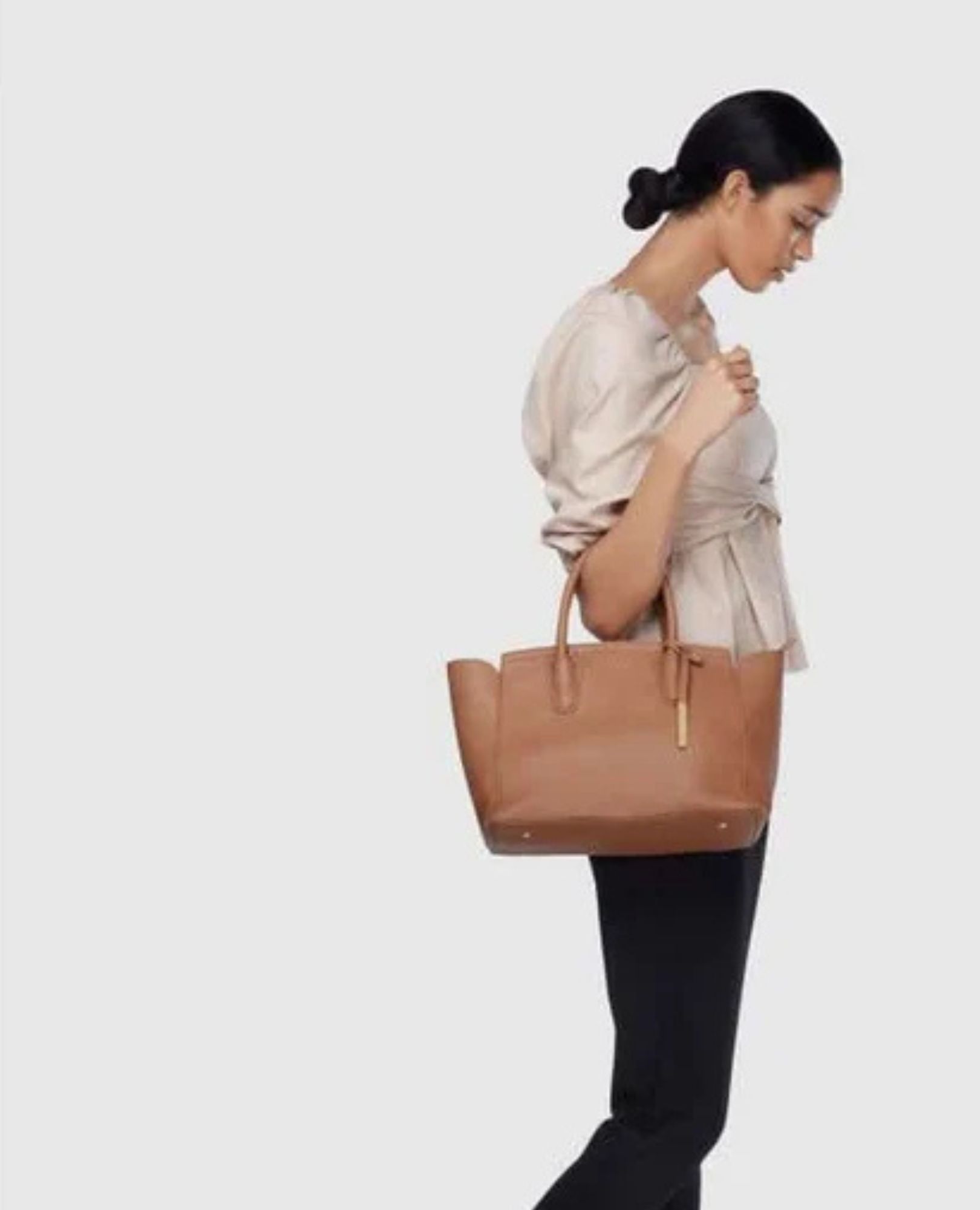 sparkpick features labante london shoulder bag in sustainable fashion