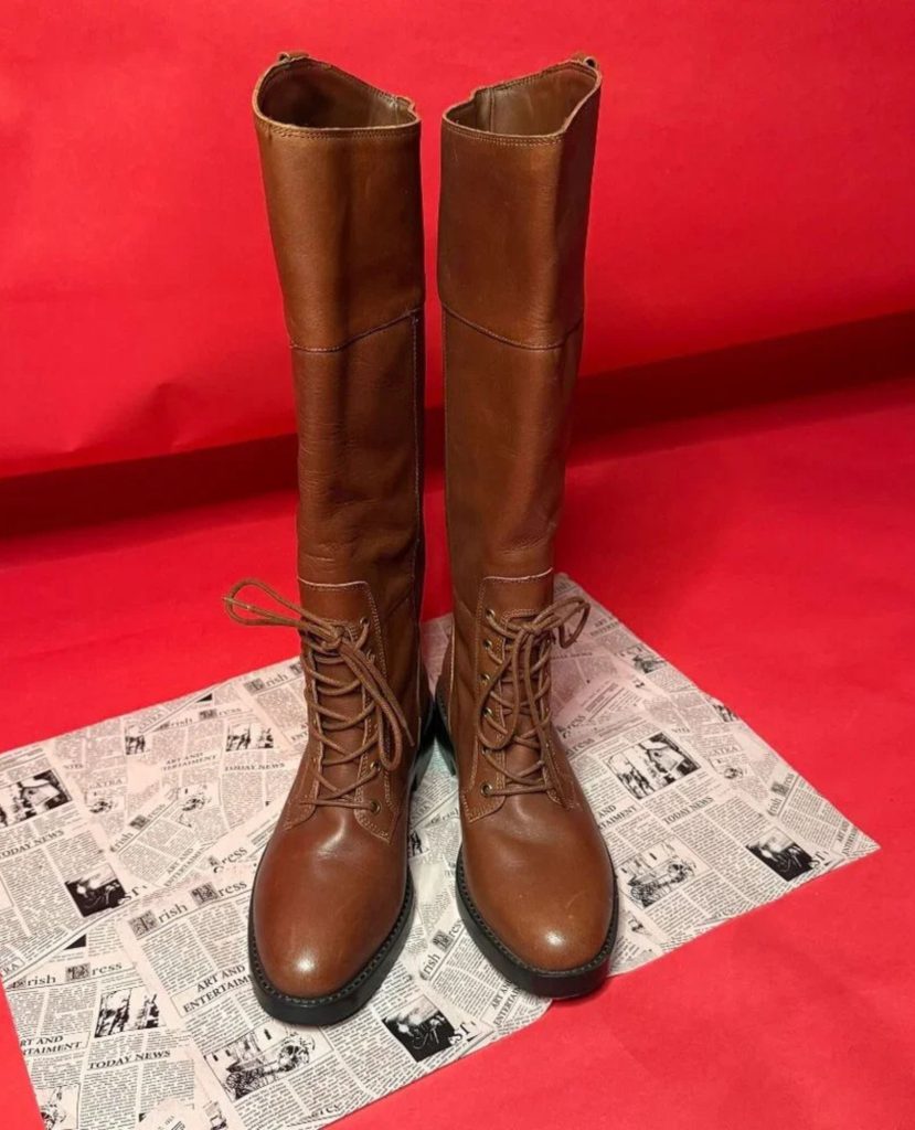 Leather riding boots
