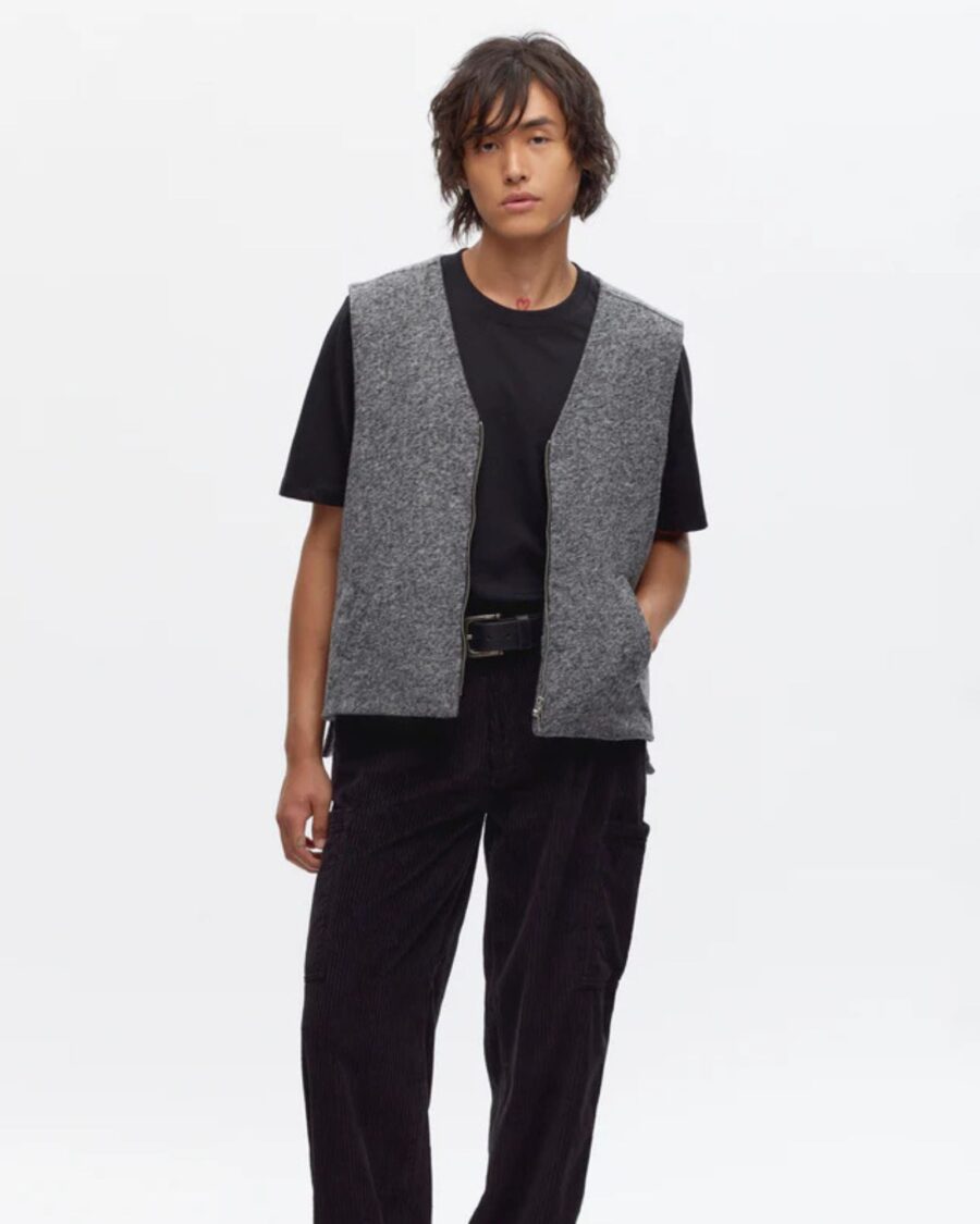 sparkpick features kotn mens vest in sustainable fashion