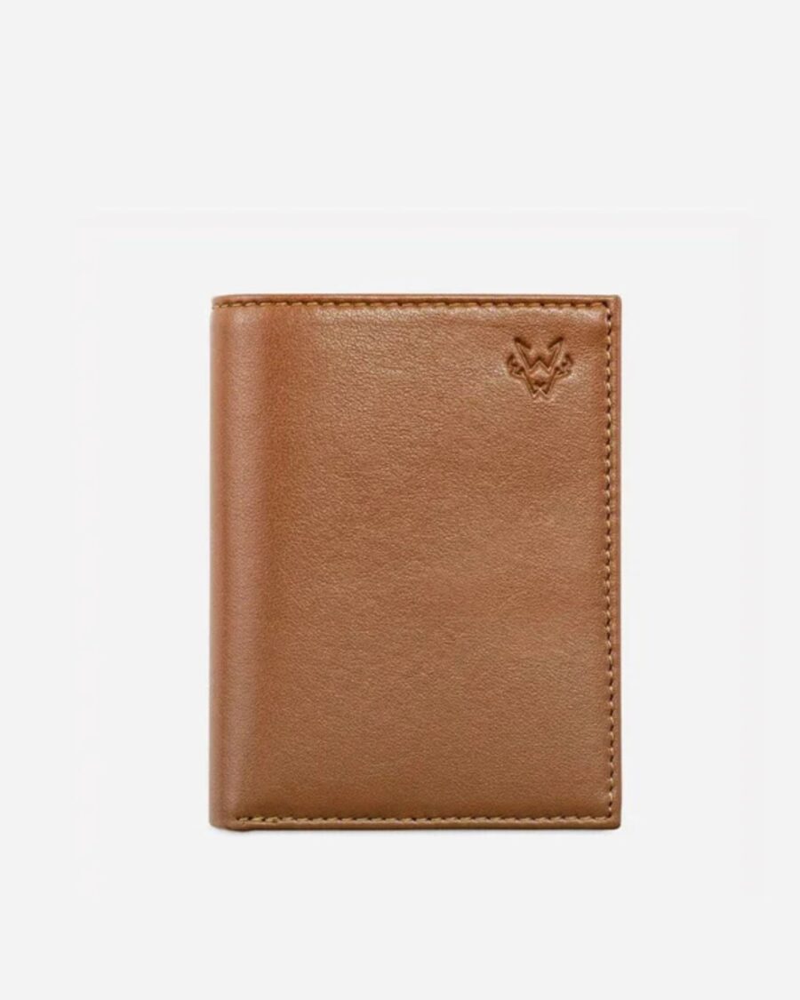 sparkpick features watson and wolfe immaculate card wallet in sustainable fashion